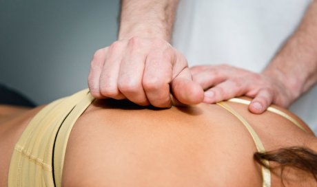 Séance de réflexologie pour problème de dos